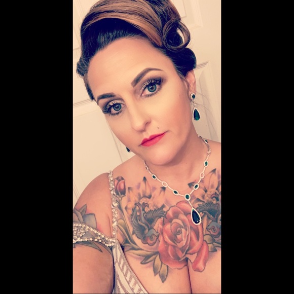 Meet your Posher, Rachael - Picture 3 of 5